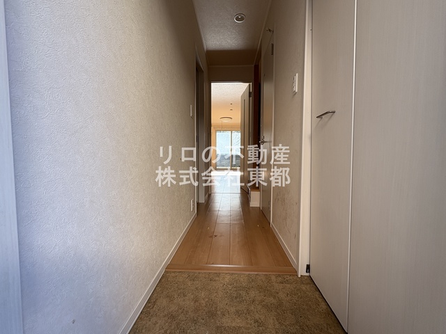 玄関　すっきりシンプルな玄関スペースです！