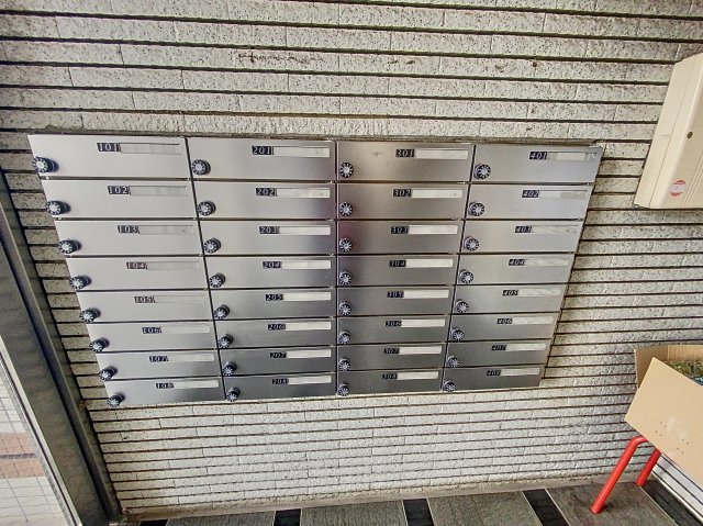 その他共有部分　集合ポストあります