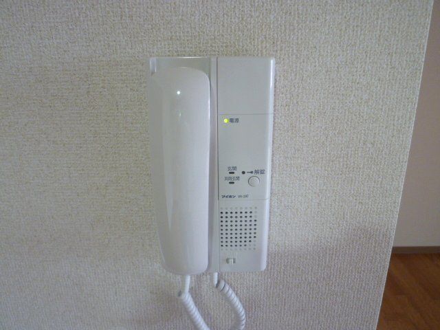セキュリティ　インターフォン付きです。