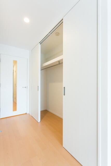 洗面設備　収納あります