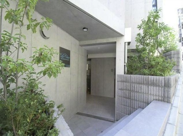 エントランス　ルクレ目白西坂