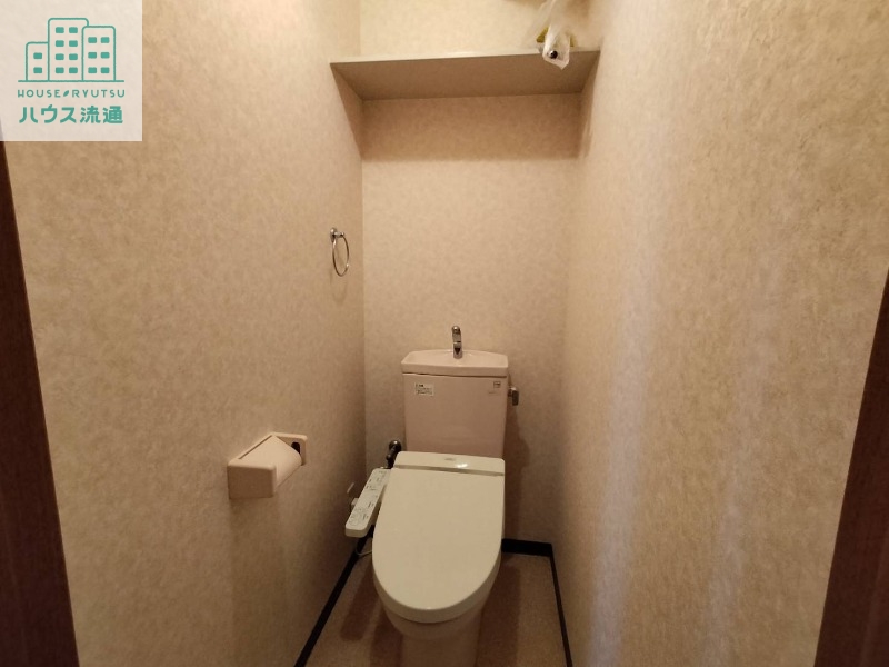 トイレ　※別号室の写真になります。