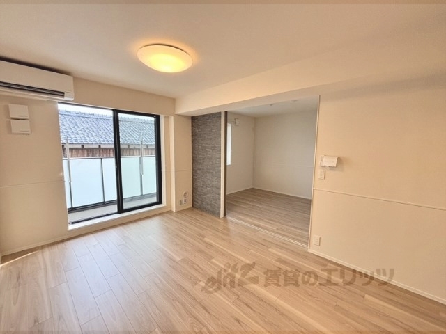 居室・リビング　洋室