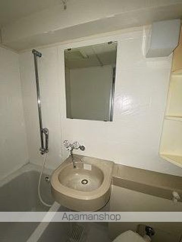 ライオンズマンション仲間町壱番館 303の内装写真
