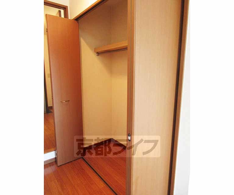 収納　クローゼットも十分な広さです。