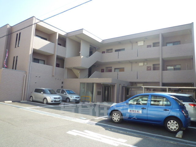 建物外観　オンライン内覧・現地案内も可能です