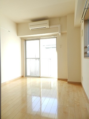 居室・リビング　※別部屋参考お写真