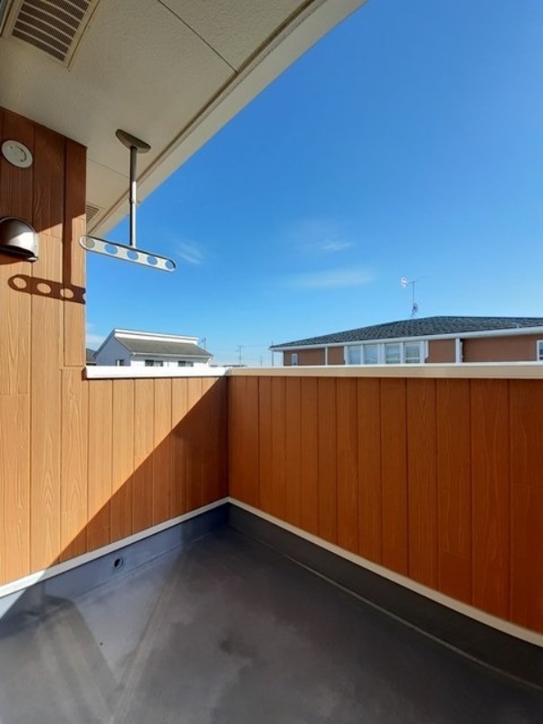 バルコニー　図面と現状に相違がある場合には現状を優先