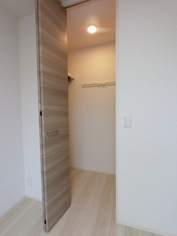 収納　図面と現状に相違がある場合には現状を優先