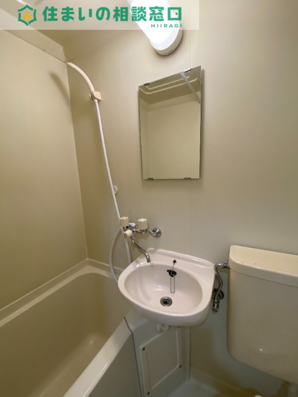 洗面設備　同型