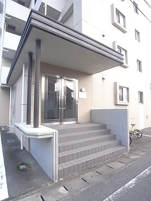 エントランス　エントランス