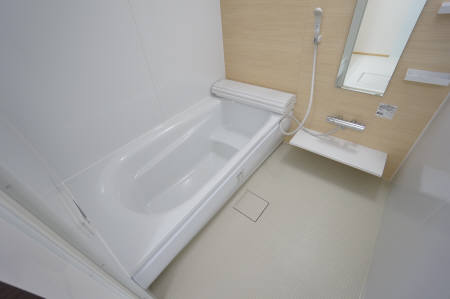 バス・シャワールーム　１坪風呂