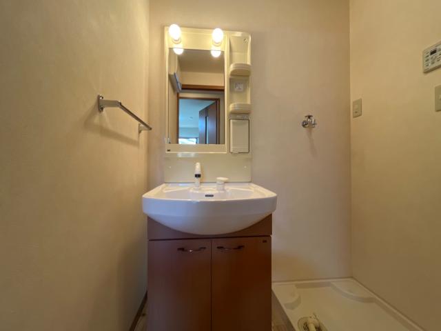 洗面設備　洗髪洗面化粧台