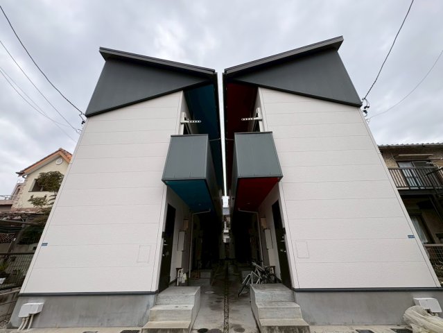 建物外観　ARMYII