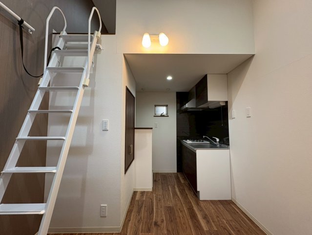 居室・リビング　ARMYII