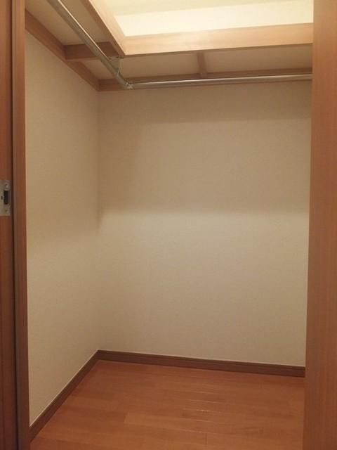 収納　ウォークインクローゼット