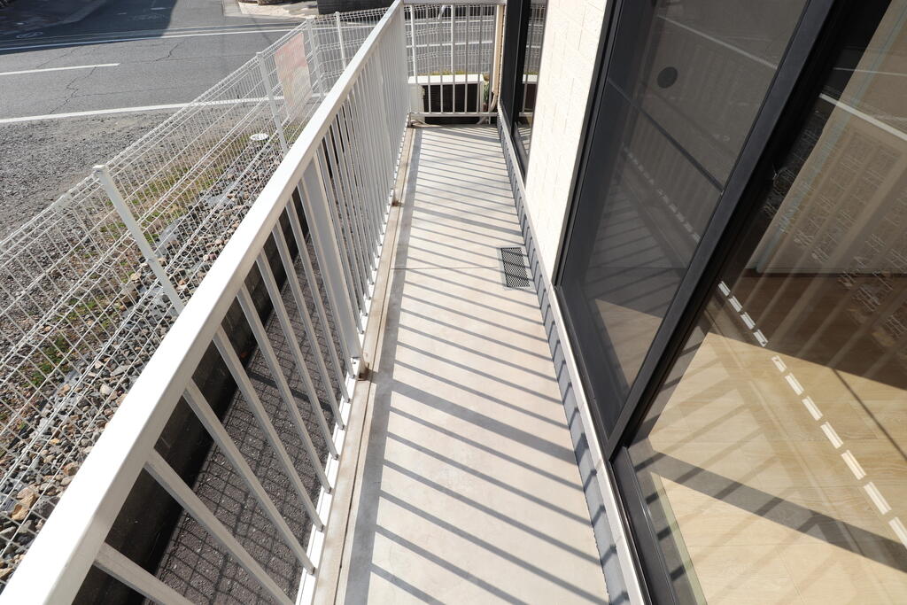 バルコニー　日当たりの良いバルコニー♪