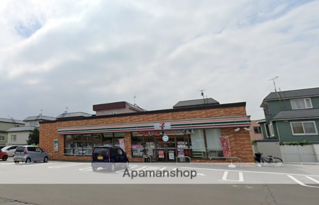 コンビニ　セブン－イレブン札幌屯田６条店（コンビニ）まで678m