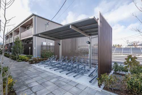 建物外観　駐輪場