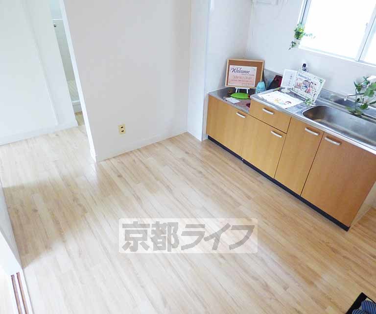 居室・リビング　清潔感のあるお部屋です