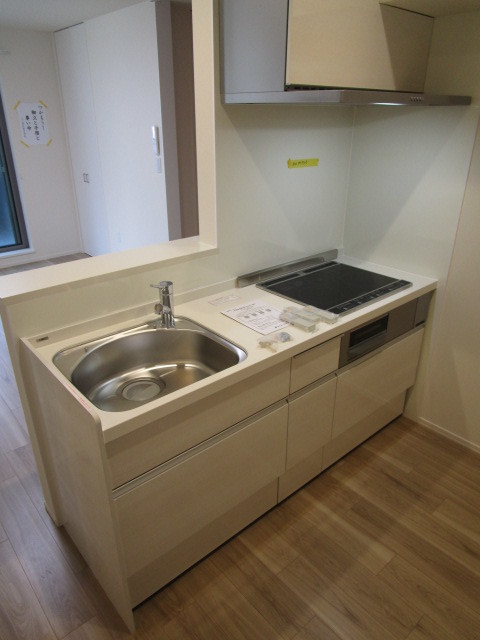 キッチン　★グリル付きＩＨシステムキッチン★