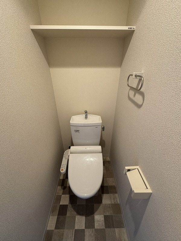 トイレ　※掲載情報と物件の現況が異なる場合、現況を優先するものとしま