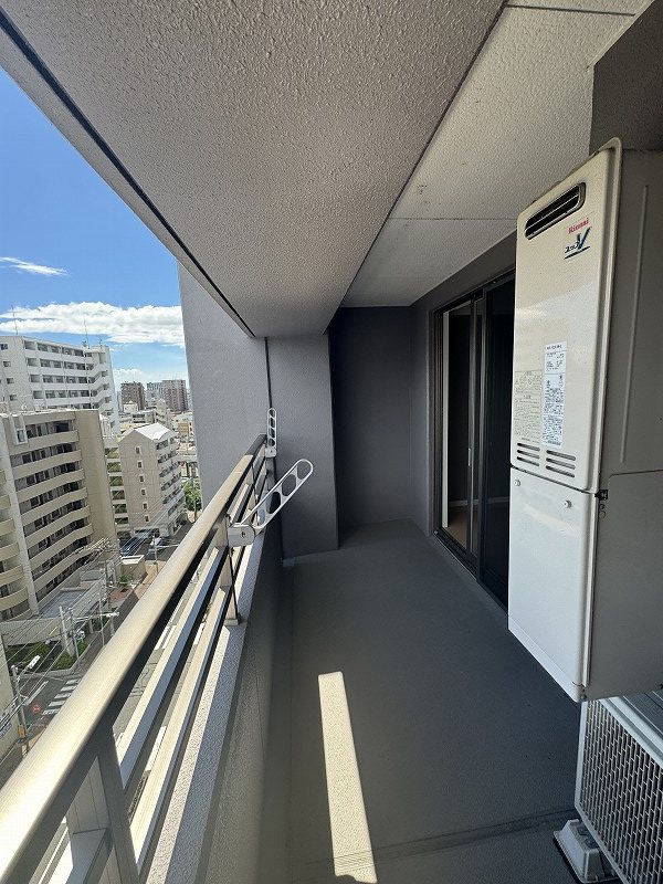 バルコニー　※掲載情報と物件の現況が異なる場合、現況を優先するものとしま