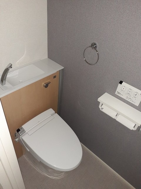 トイレ　綺麗でおしゃれなトイレ