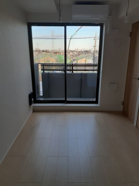 居室・リビング　ＤＫ部分にはエアコン完備