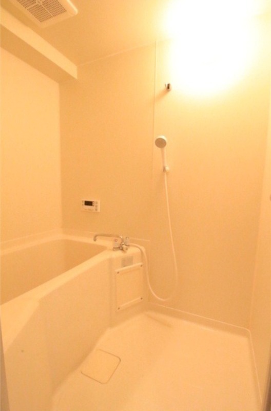 バス・シャワールーム　図面と現状に相違がある場合には現状を優先