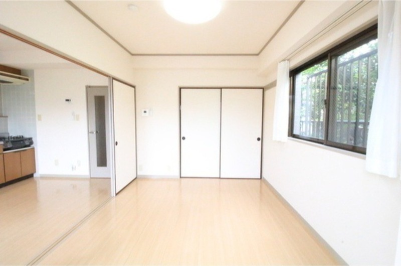 居室・リビング　図面と現状に相違がある場合には現状を優先