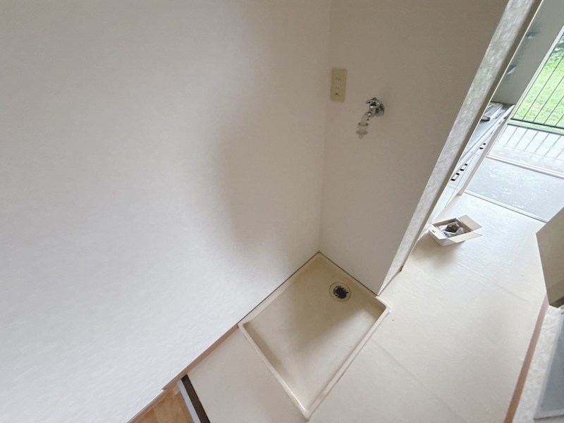 洗面設備　室内洗濯機置場