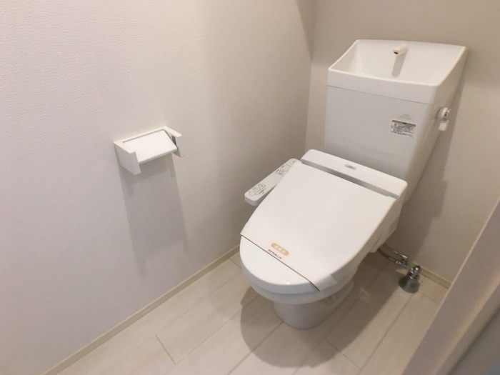 トイレ　清潔感のあるトイレです