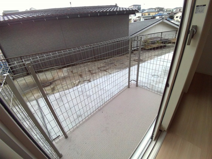 バルコニー　テラス