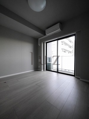 居室・リビング　綺麗なフローリングのお部屋です。