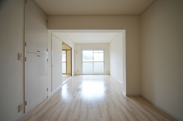 居室・リビング　別号室の写真