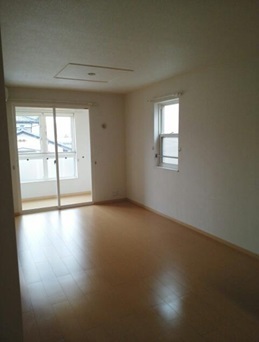 居室・リビング　１０．２帖の広々としたリビングです