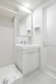 洗面設備　※別部屋の参考写真です。