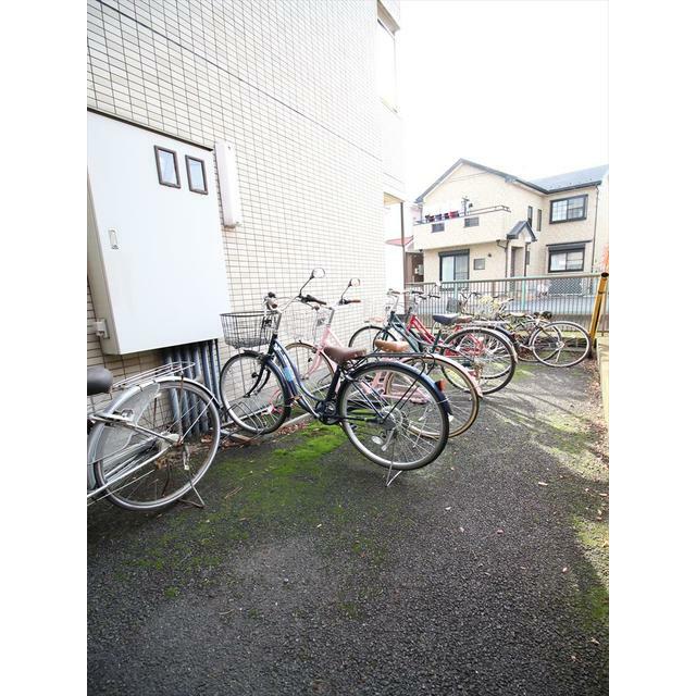 その他共有部分　現況優先　自転車置場もございます♪