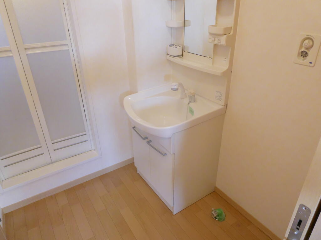 洗面設備　内観写真・動画・パノラマは同アパート同タイプ間取り2階の部屋