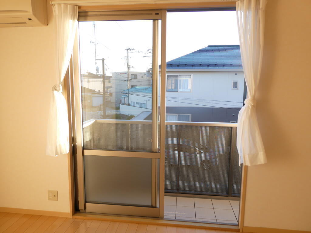 バルコニー　内観写真・動画・パノラマは同アパート同タイプ間取り2階の部屋