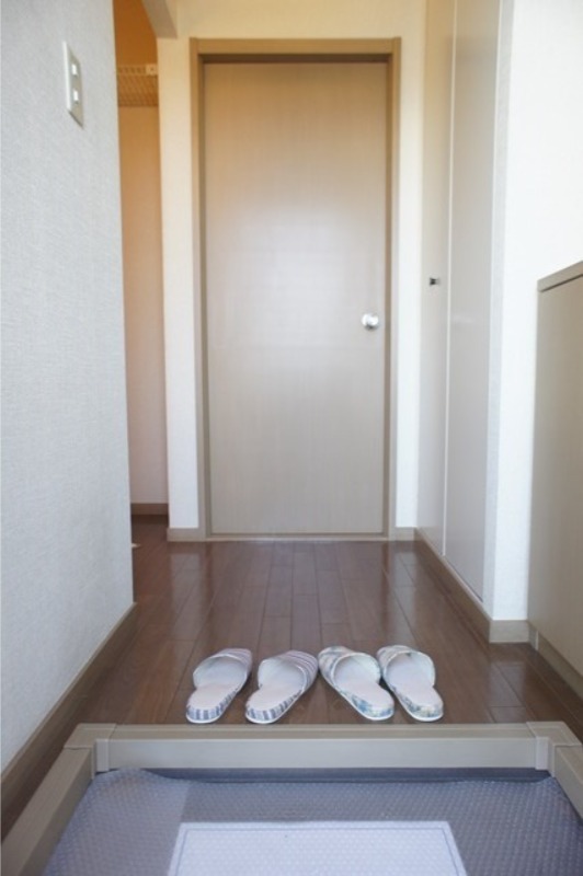 玄関　図面と現状に相違がある場合には現状を優先