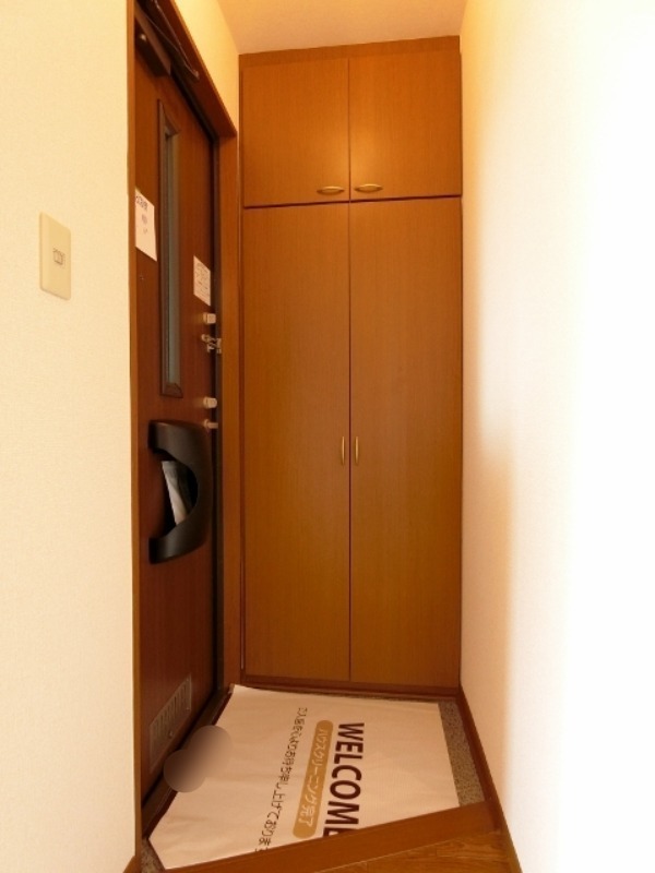 玄関　図面と現状に相違がある場合には現状を優先