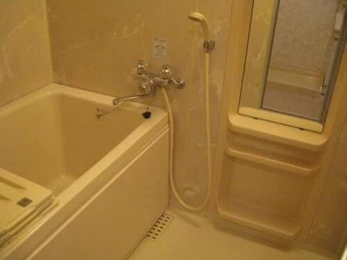 バス・シャワールーム　浴室　※前回募集時／２０２２年１２月の写真