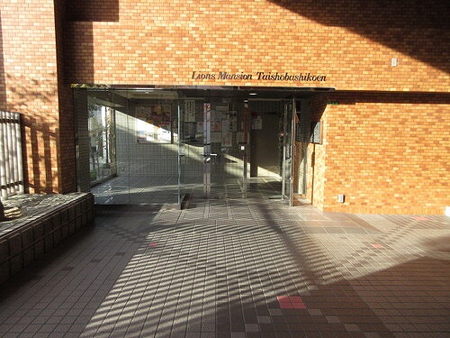 エントランス　エントランス