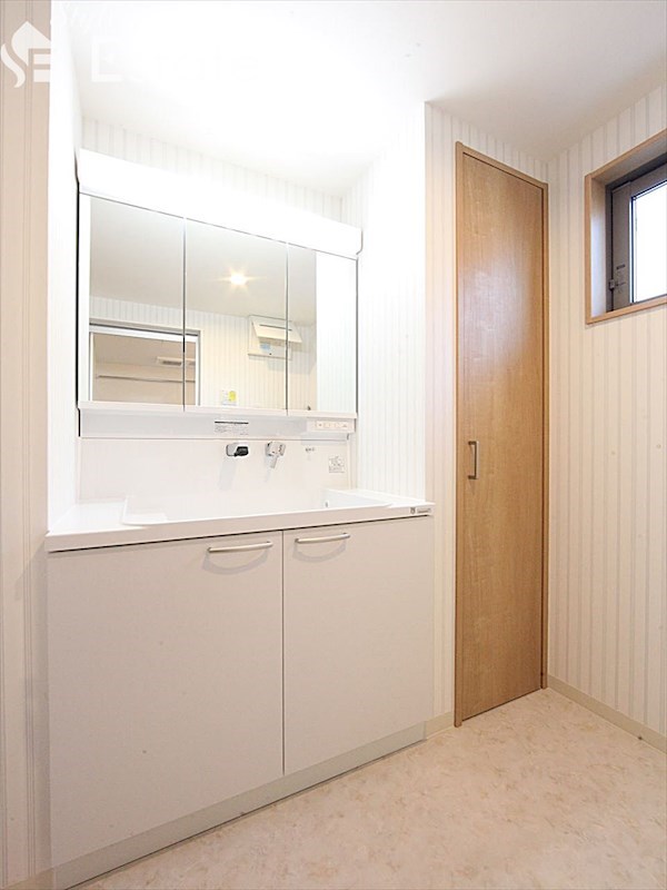 洗面設備　洗面所