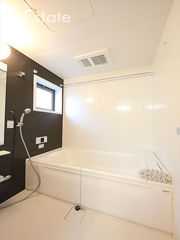 バス・シャワールーム　バスルーム