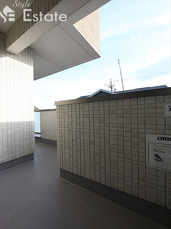 バルコニー　バルコニー