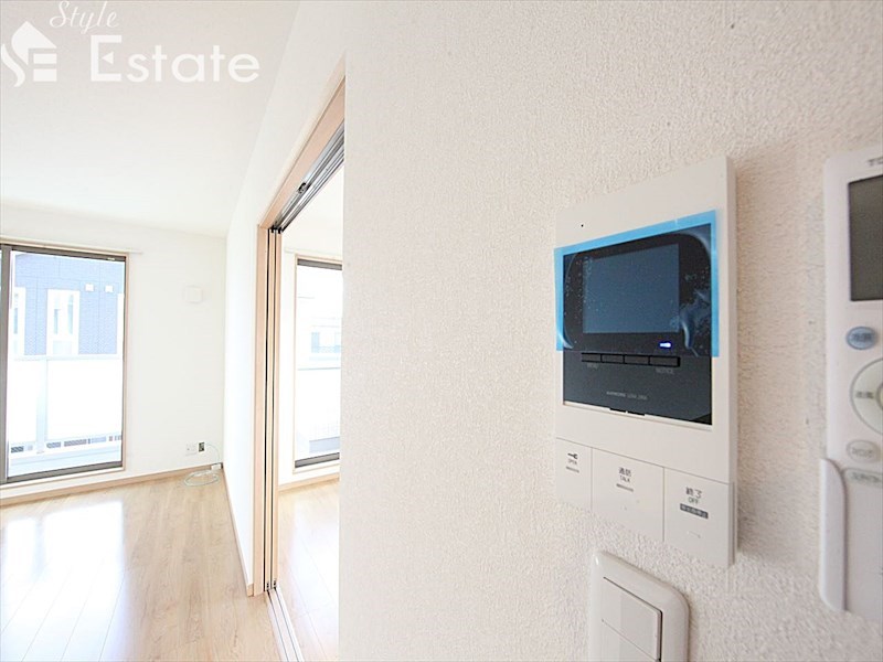 セキュリティ　モニター付きインターホン