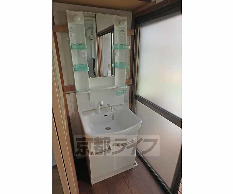 洗面設備　ビッカビカです～！